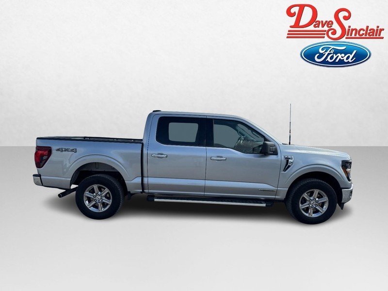 Ford F-150 Vehicle Full-screen Gallery Image 05