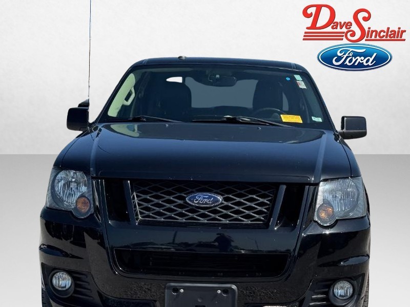Ford Explorer Sport Trac Vehicle Full-screen Gallery Image 02