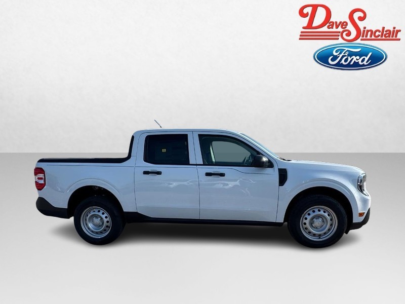 Ford Maverick Vehicle Full-screen Gallery Image 05