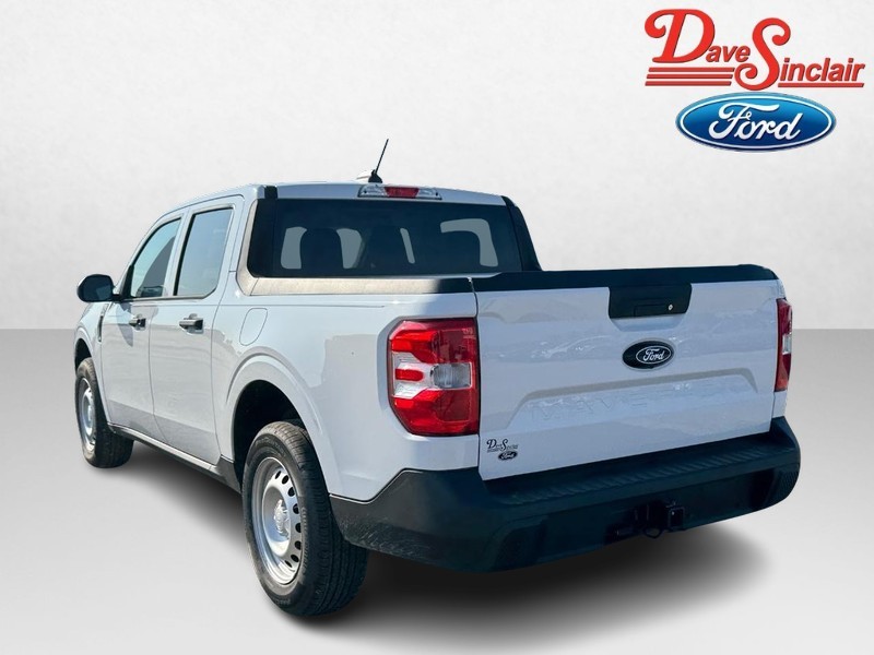 Ford Maverick Vehicle Full-screen Gallery Image 09