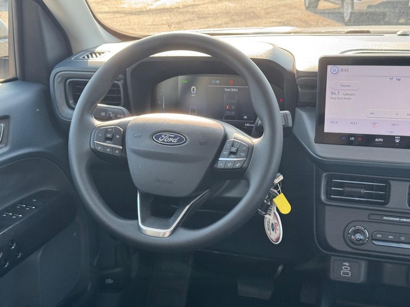 Ford Maverick Vehicle Full-screen Gallery Image 15