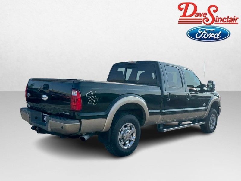 Ford Super Duty F-250 SRW Vehicle Full-screen Gallery Image 07