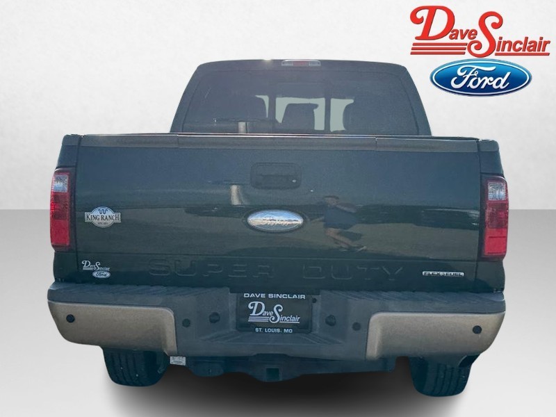 Ford Super Duty F-250 SRW Vehicle Full-screen Gallery Image 08