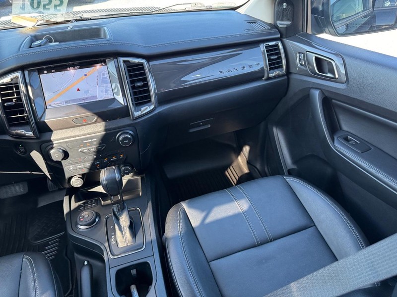Ford Ranger Vehicle Full-screen Gallery Image 14