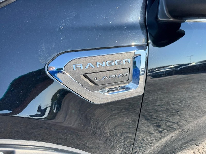 Ford Ranger Vehicle Full-screen Gallery Image 15