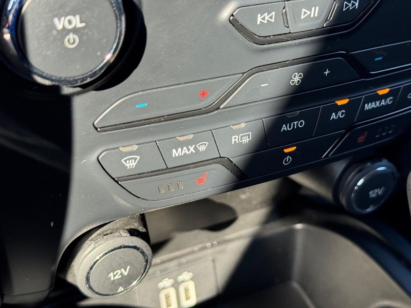Ford Ranger Vehicle Full-screen Gallery Image 22