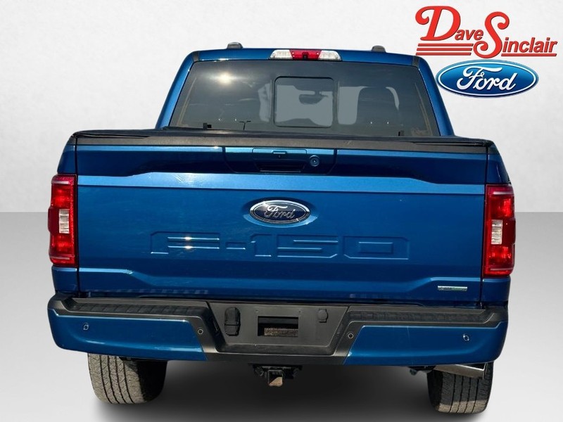 Ford F-150 Vehicle Full-screen Gallery Image 08
