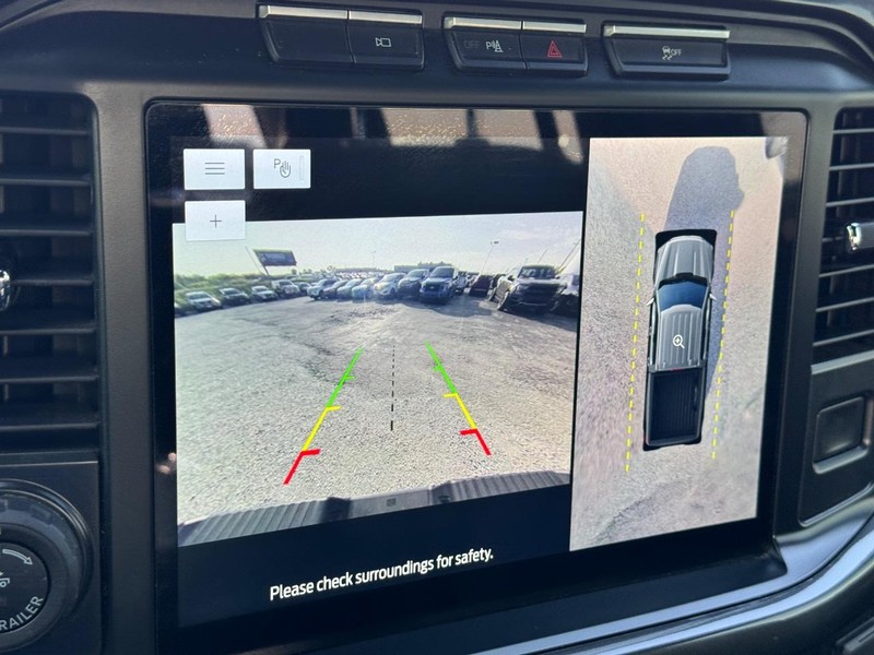 Ford F-150 Vehicle Full-screen Gallery Image 24