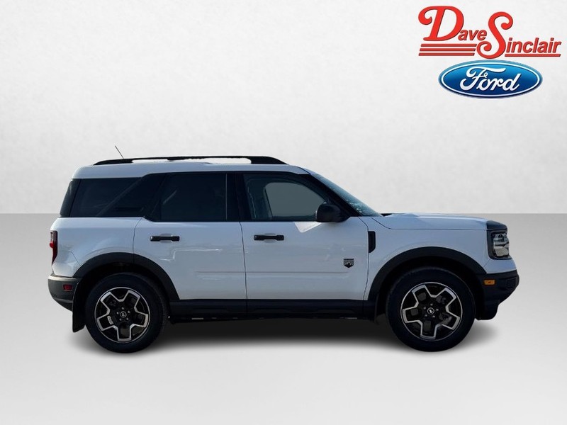 Ford Bronco Sport Vehicle Full-screen Gallery Image 05