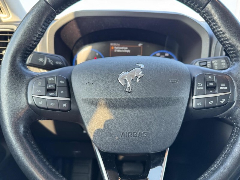 Ford Bronco Sport Vehicle Full-screen Gallery Image 19
