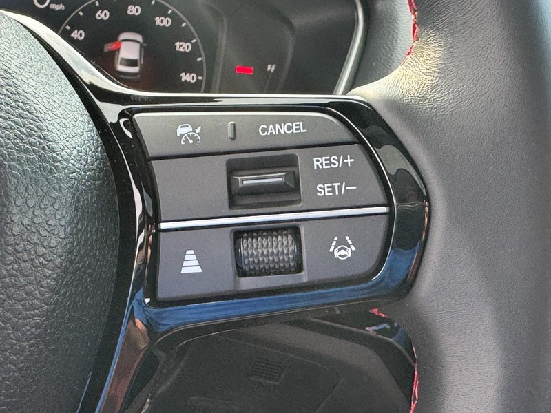 Honda Civic Si Vehicle Full-screen Gallery Image 19