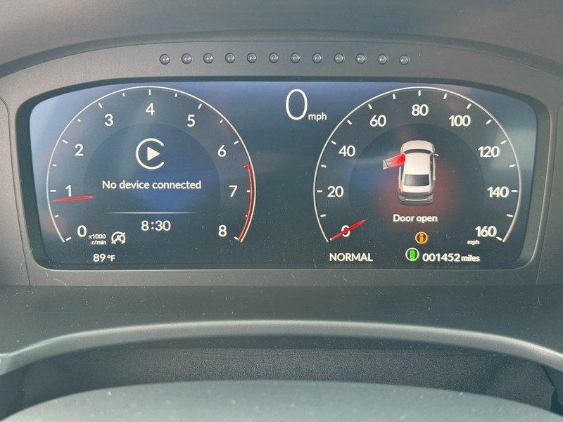 Honda Civic Si Vehicle Full-screen Gallery Image 24