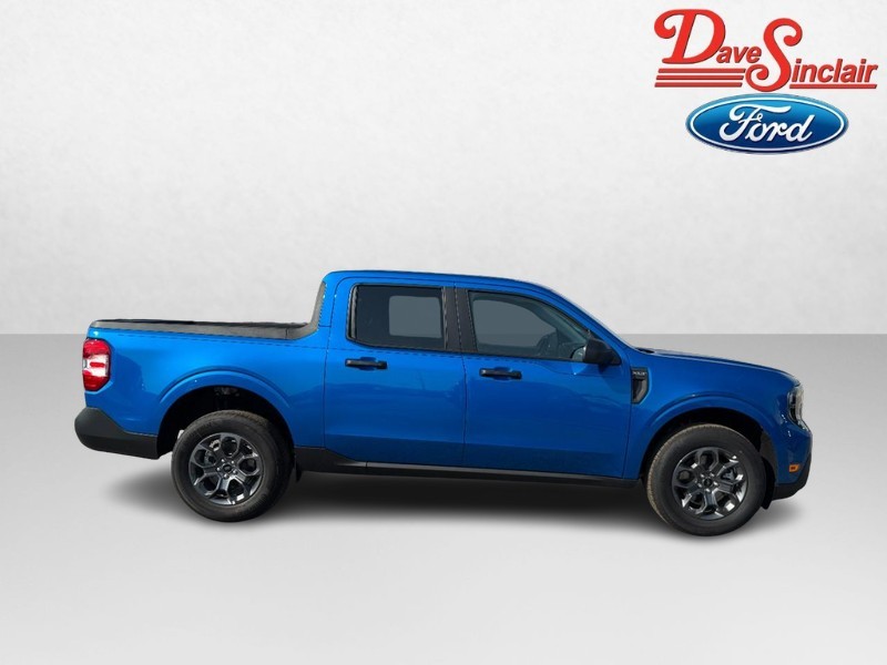 Ford Maverick Vehicle Full-screen Gallery Image 05