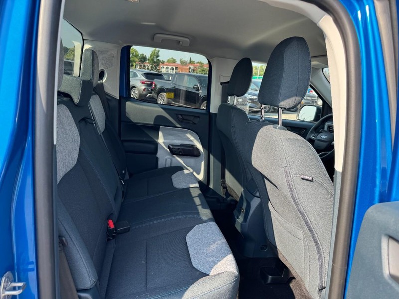 Ford Maverick Vehicle Full-screen Gallery Image 13
