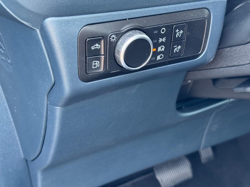 Ford Maverick Vehicle Full-screen Gallery Image 17