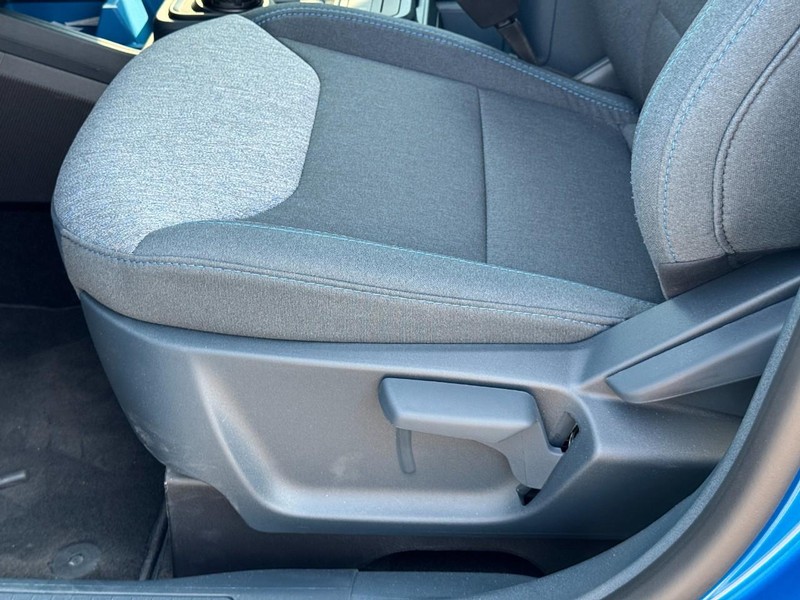 Ford Maverick Vehicle Full-screen Gallery Image 23