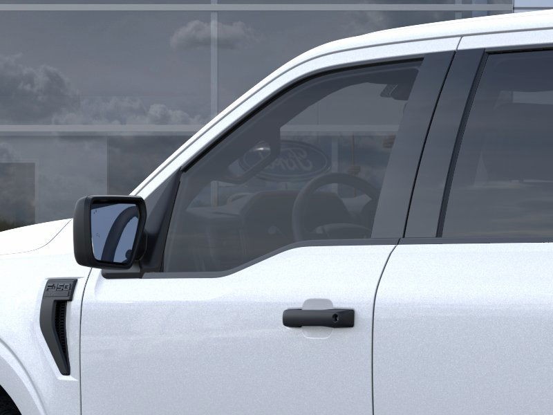 Ford F-150 Vehicle Full-screen Gallery Image 22