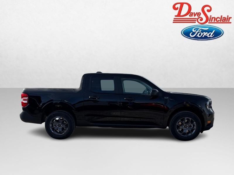 Ford Maverick Vehicle Full-screen Gallery Image 05
