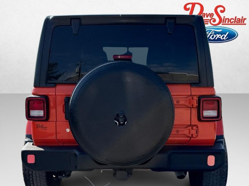 Jeep Wrangler Unlimited Vehicle Full-screen Gallery Image 08