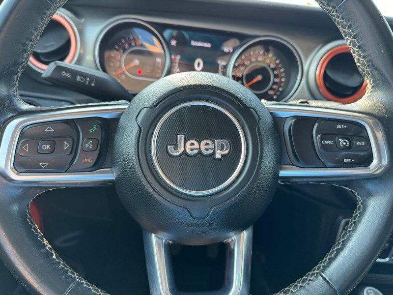 Jeep Wrangler Unlimited Vehicle Full-screen Gallery Image 19