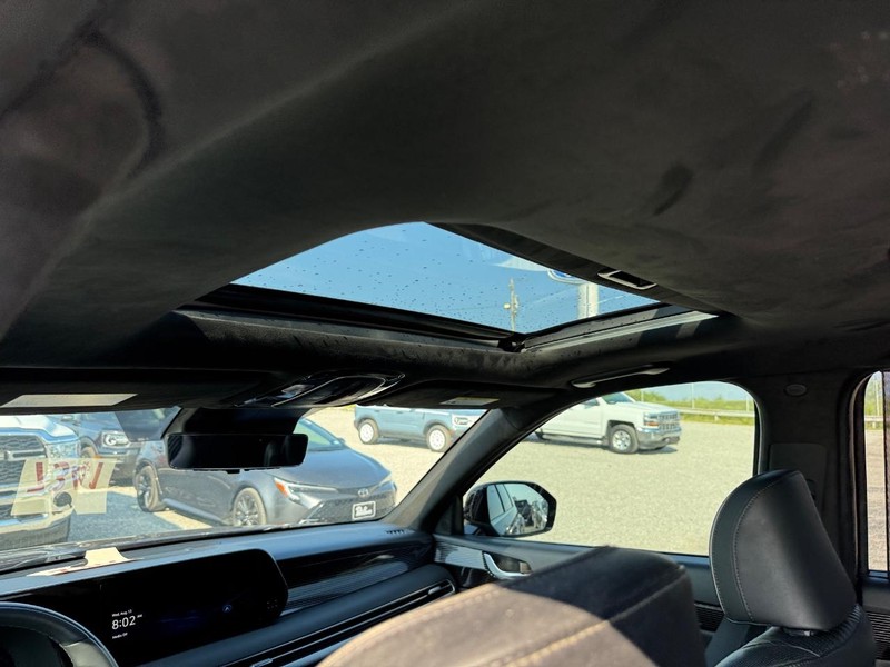 Hyundai Palisade Vehicle Full-screen Gallery Image 13