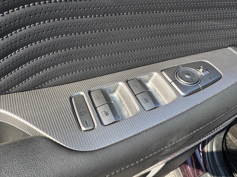 Hyundai Palisade Vehicle Full-screen Gallery Image 21