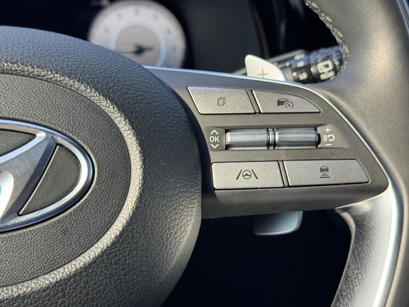 Hyundai Palisade Vehicle Full-screen Gallery Image 25