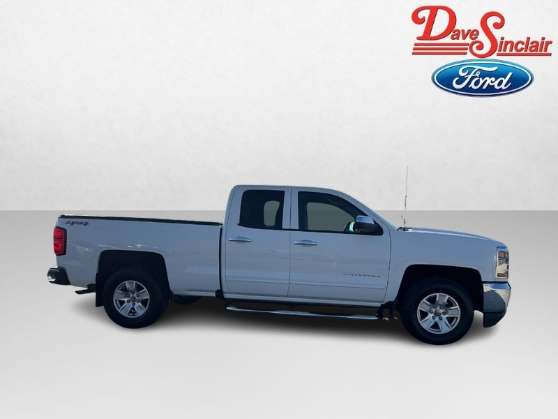 Chevrolet Silverado 1500 Vehicle Full-screen Gallery Image 05