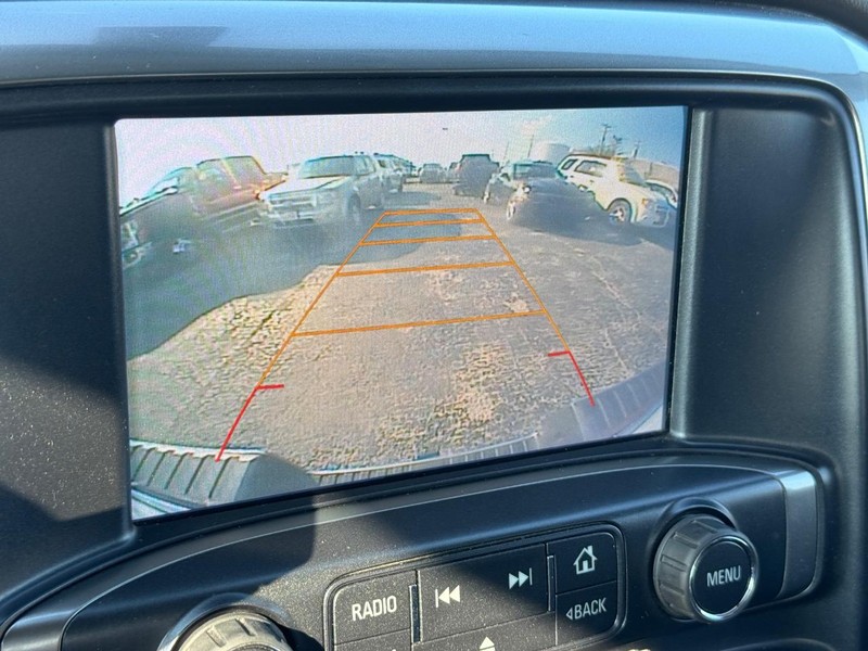 Chevrolet Silverado 1500 Vehicle Full-screen Gallery Image 22