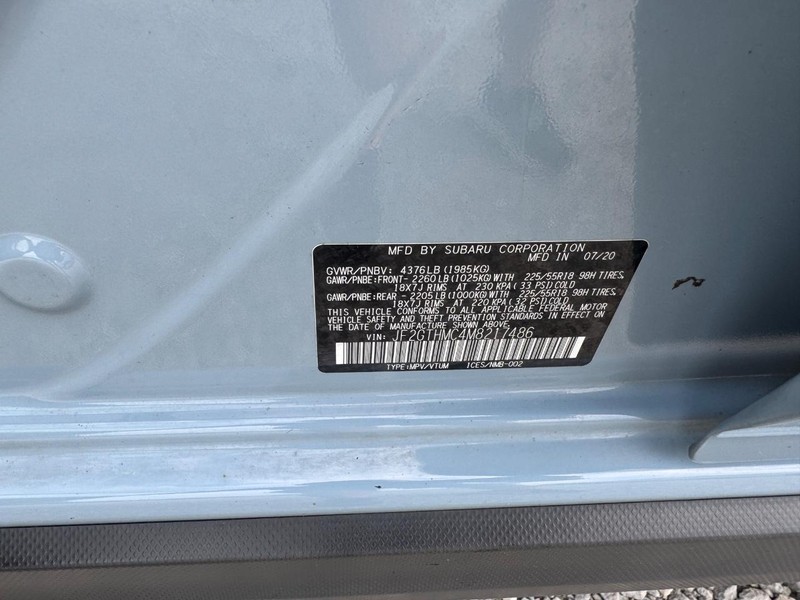 Subaru Crosstrek Vehicle Full-screen Gallery Image 25