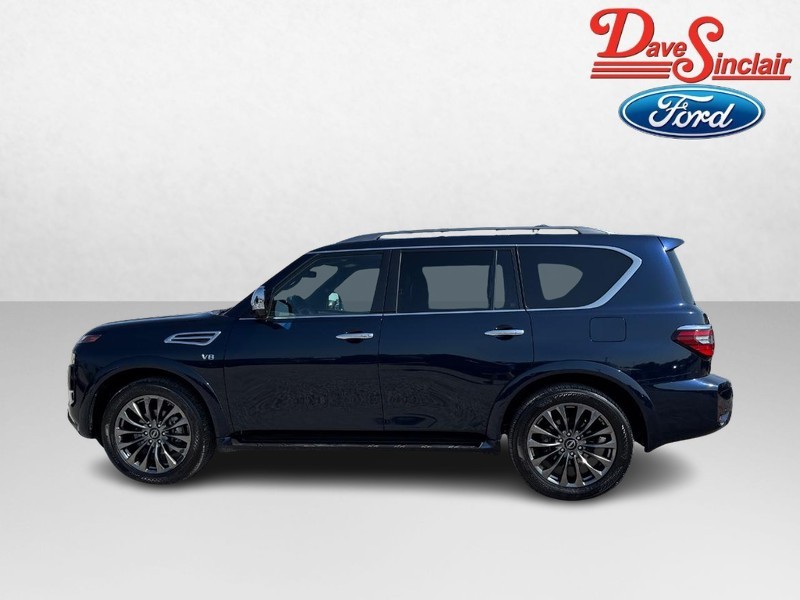 Nissan Armada Vehicle Full-screen Gallery Image 10