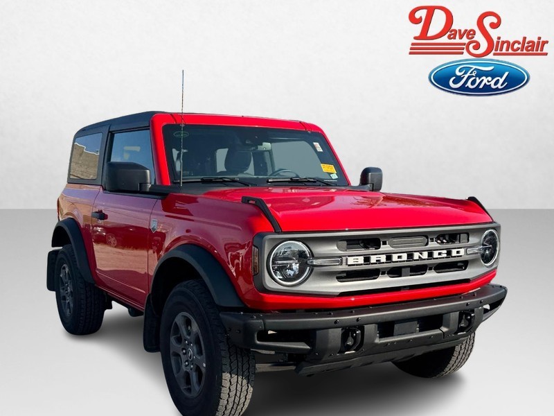 Ford Bronco Vehicle Full-screen Gallery Image 04