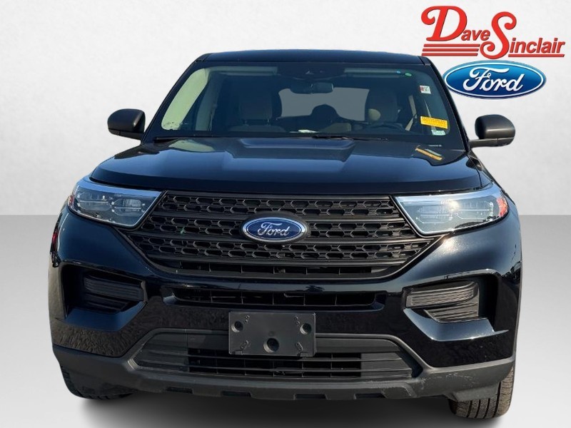 Ford Explorer Vehicle Full-screen Gallery Image 02