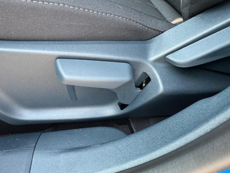Ford Maverick Vehicle Full-screen Gallery Image 18