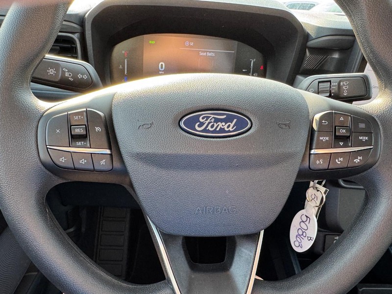 Ford Maverick Vehicle Full-screen Gallery Image 20