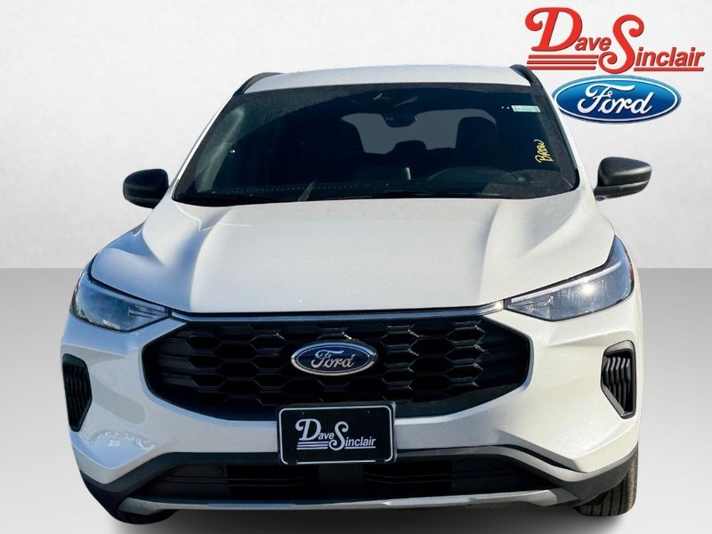 Ford Escape Vehicle Full-screen Gallery Image 02