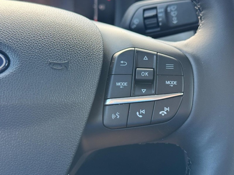 Ford Maverick Vehicle Full-screen Gallery Image 22