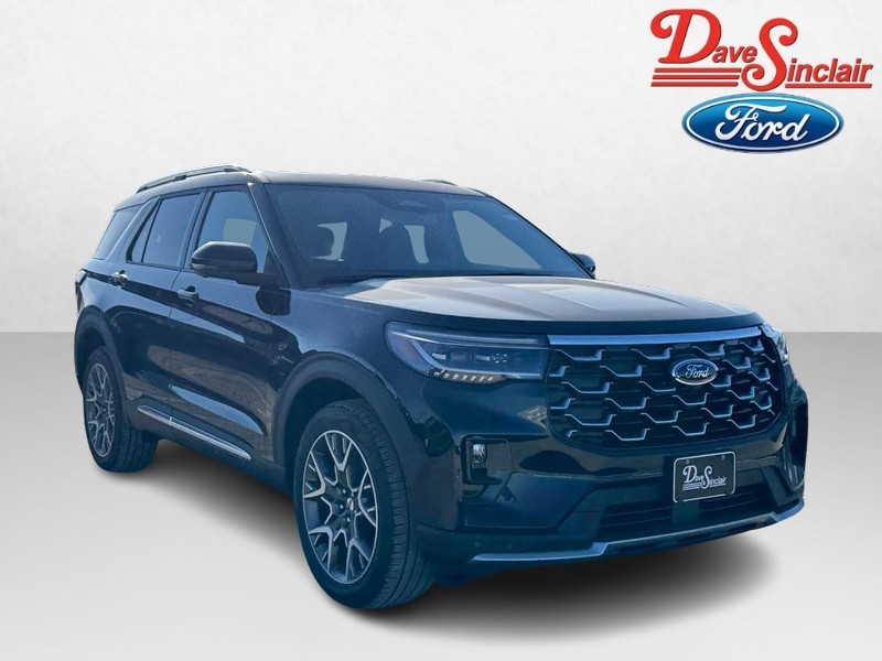 Ford Explorer Vehicle Full-screen Gallery Image 04