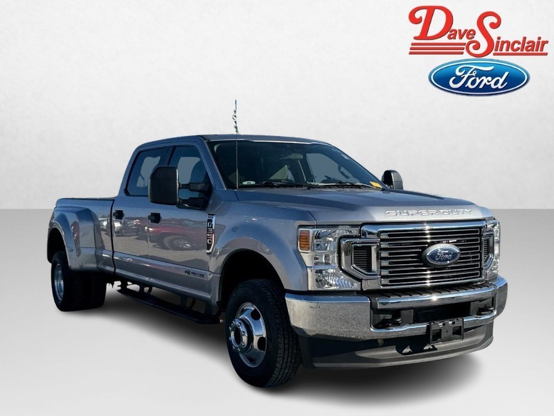 Ford Super Duty F-350 DRW Vehicle Full-screen Gallery Image 04