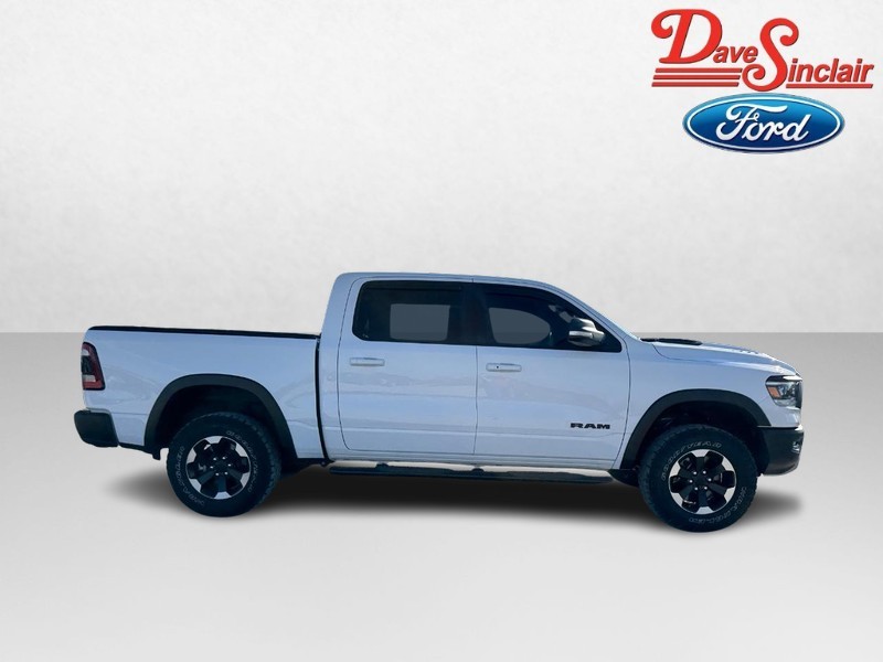 Ram 1500 Vehicle Full-screen Gallery Image 05