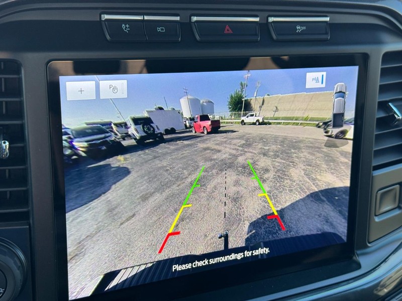 Ford F-150 Vehicle Full-screen Gallery Image 22