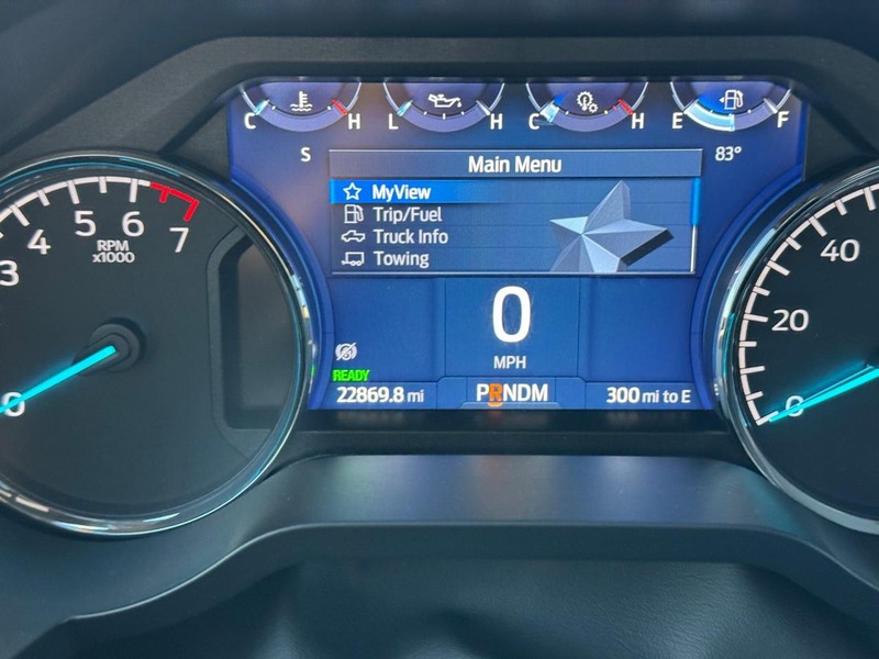 Ford F-150 Vehicle Full-screen Gallery Image 24