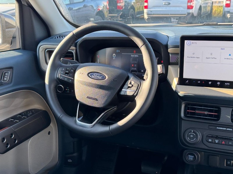 Ford Maverick Vehicle Full-screen Gallery Image 15