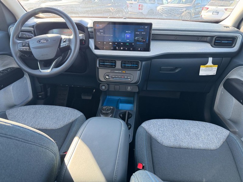 Ford Maverick Vehicle Full-screen Gallery Image 14