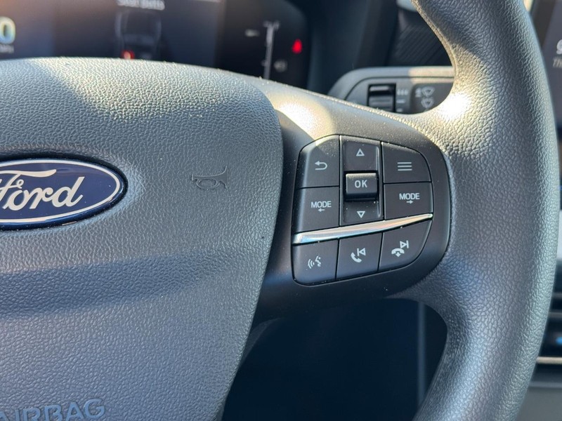 Ford Maverick Vehicle Full-screen Gallery Image 22
