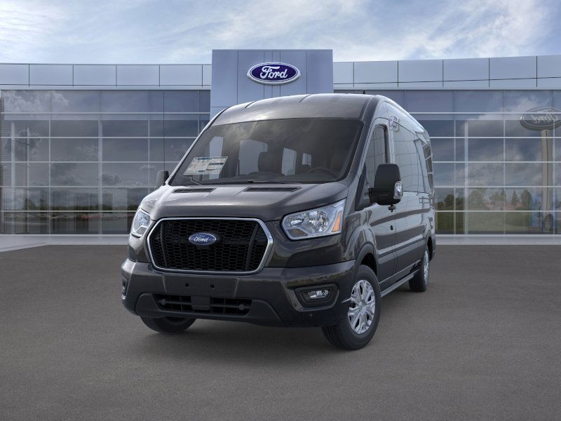 Ford Transit Passenger Wagon Vehicle Full-screen Gallery Image 02