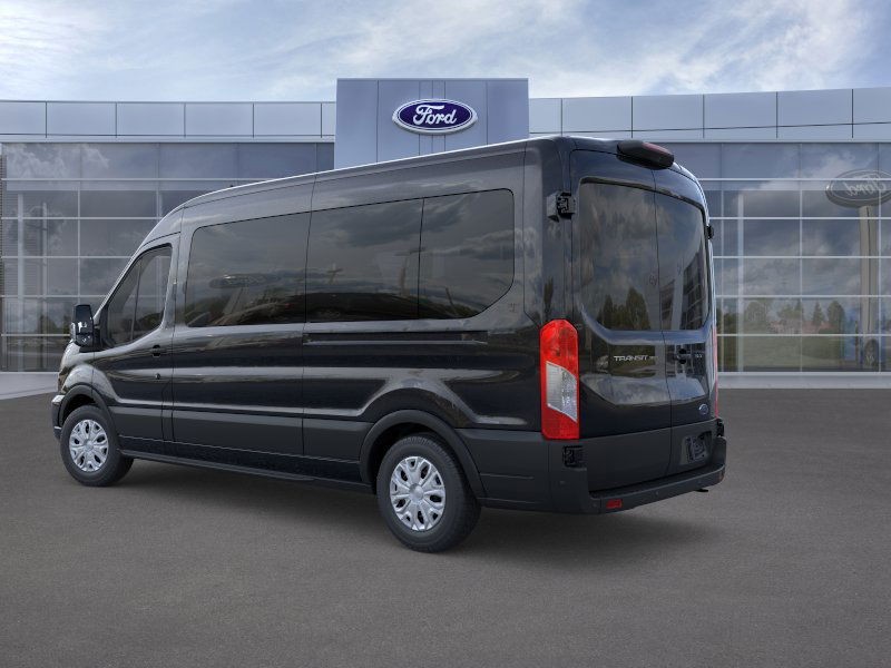 Ford Transit Passenger Wagon Vehicle Full-screen Gallery Image 05