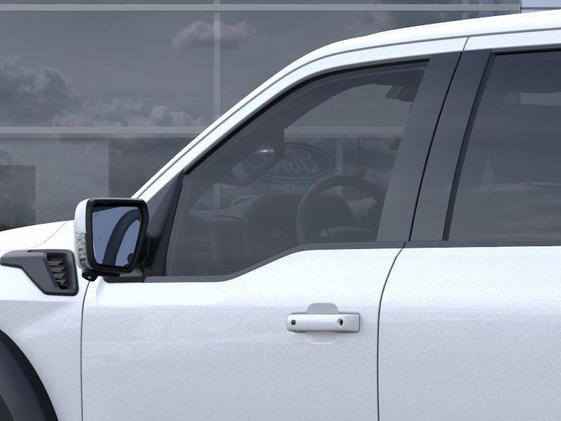 Ford F-150 Vehicle Full-screen Gallery Image 22