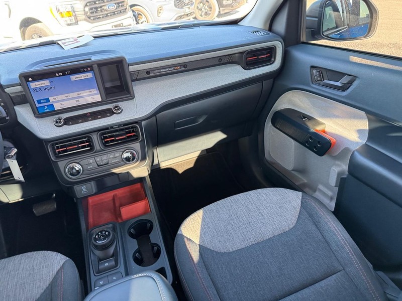 Ford Maverick Vehicle Full-screen Gallery Image 17