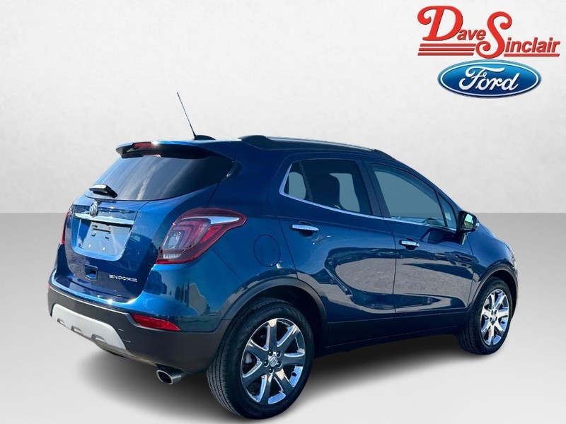 Buick Encore Vehicle Full-screen Gallery Image 07